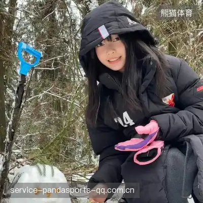 倪影